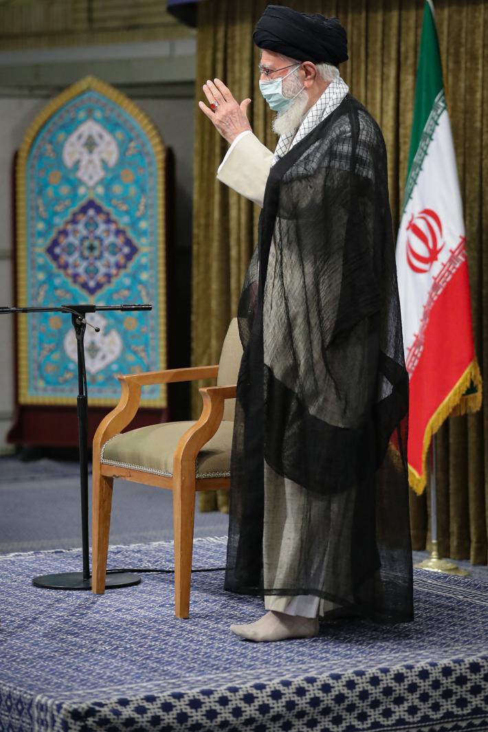 صدر رئیسی اور کابینہ کے ارکان کی رہبر انقلاب اسلامی سے ملاقات