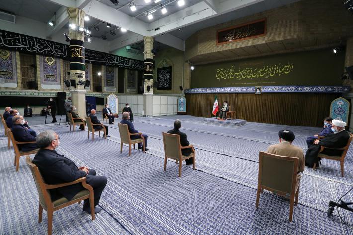 صدر رئیسی اور کابینہ کے ارکان کی رہبر انقلاب اسلامی سے ملاقات