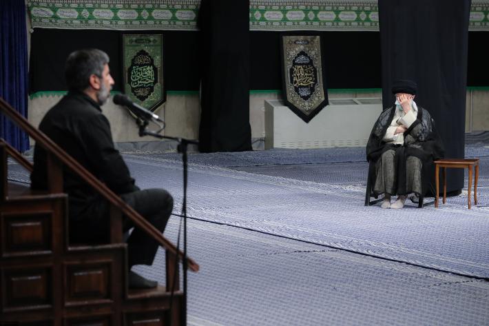 اٹھائیس صفر کی مناسبت سے حسینیہ امام خمینی میں مجلس عزا کا انعقاد رہبر انقلاب اسلامی کی شرکت