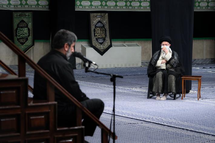 اٹھائیس صفر کی مناسبت سے حسینیہ امام خمینی میں مجلس عزا کا انعقاد رہبر انقلاب اسلامی کی شرکت