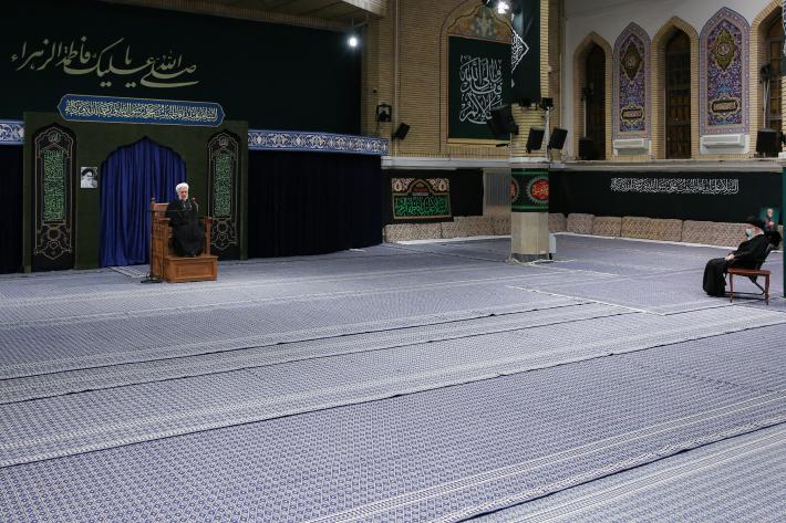 حضرت فاطمہ زہرا سلام اللہ علیہا کے ایام شہادت کی مناسبت سے حسینیہ امام خمینی میں پہلی شب کا پروگرام