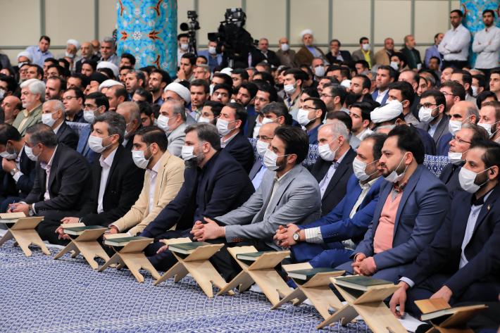 حسینیہ امام خمینی میں 