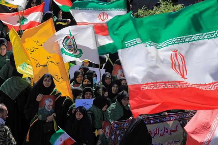 پورے ایران میں عالمی یوم قدس پورے جوش و جذبے سے منایا گيا