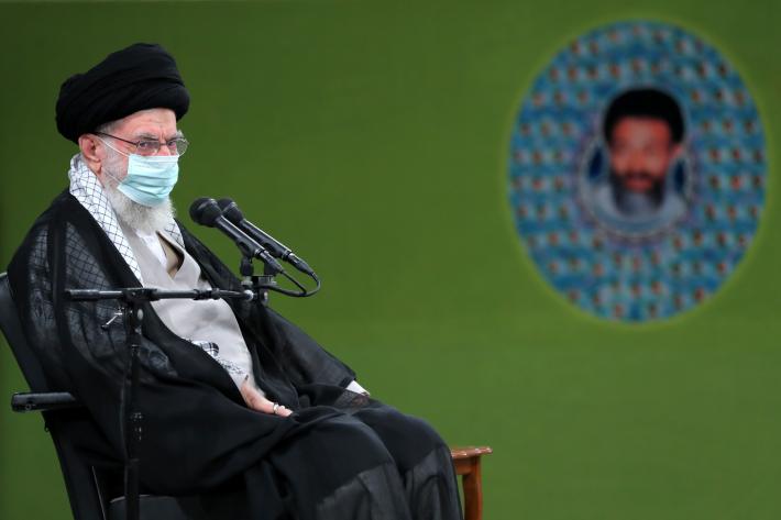 ایران میں منائے جانے والے عدلیہ کے ہفتے کی مناسبت سے اس شعبے کے سربراہ اور عہدیداروں نے رہبر انقلاب اسلامی ‏سے ملاقات کی