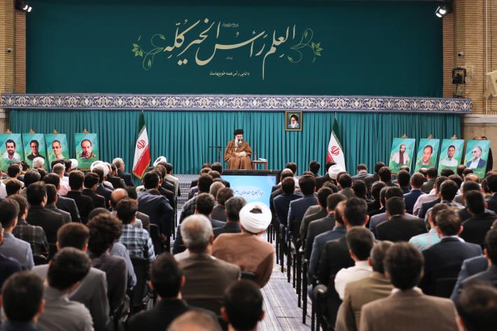 رہبر انقلاب اسلامی سے جینیئس اور ممتاز علمی صلاحیت کے حامل افراد کی ملاقات