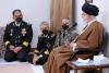 اسلامی جمہوریہ ایران کی بحریہ کے قومی دن کی مناسبت سے فوج کی بحریہ کے کمانڈروں اور عہدیداروں نے رہبر انقلاب اسلامی سے ملاقات کی