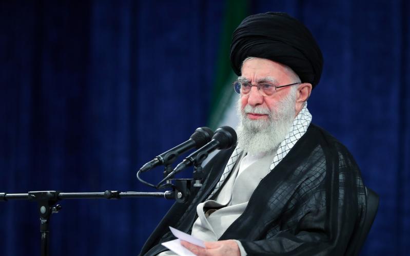 اہم خطبے: اسلامی انقلاب بیرونی اثر و رسوخ کے خلاف ملت ایران کے غیظ و غضب کا اظہار