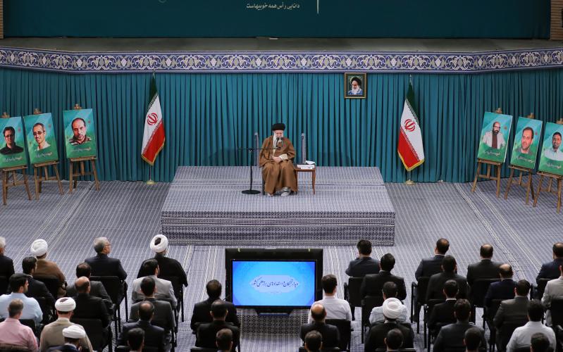 رہبر انقلاب اسلامی سے جینیئس اور ممتاز علمی صلاحیت کے حامل افراد کی ملاقات