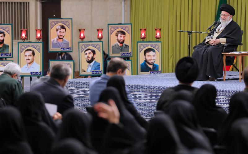 تہران کے 24 ہزار شہیدوں پر سیمینار کے منتظمین سے خطاب