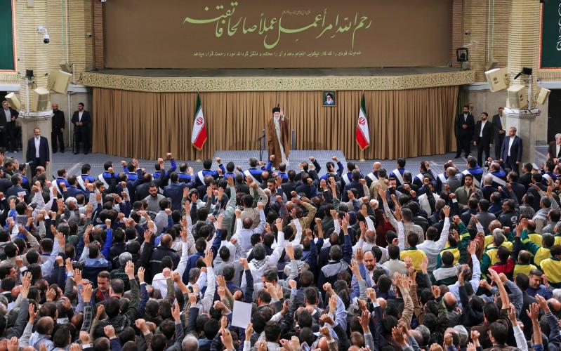 رہبر انقلاب اسلامی سے مزدوروں کی ملاقات